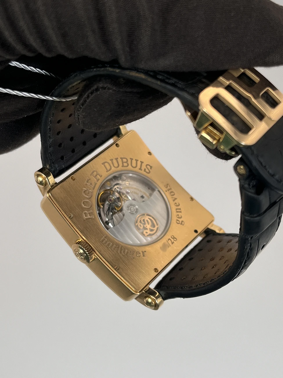 Часы Roger Dubuis  Golden Square Perpetual Calendar  