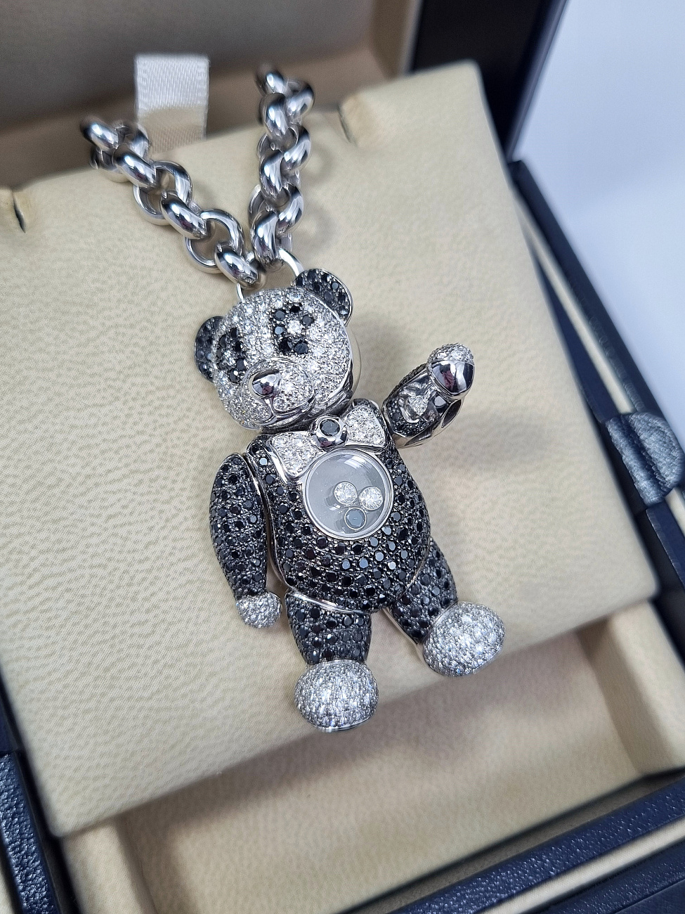 Chopard в наличии в Москве в &quot;Мануфактуре&quot;! 