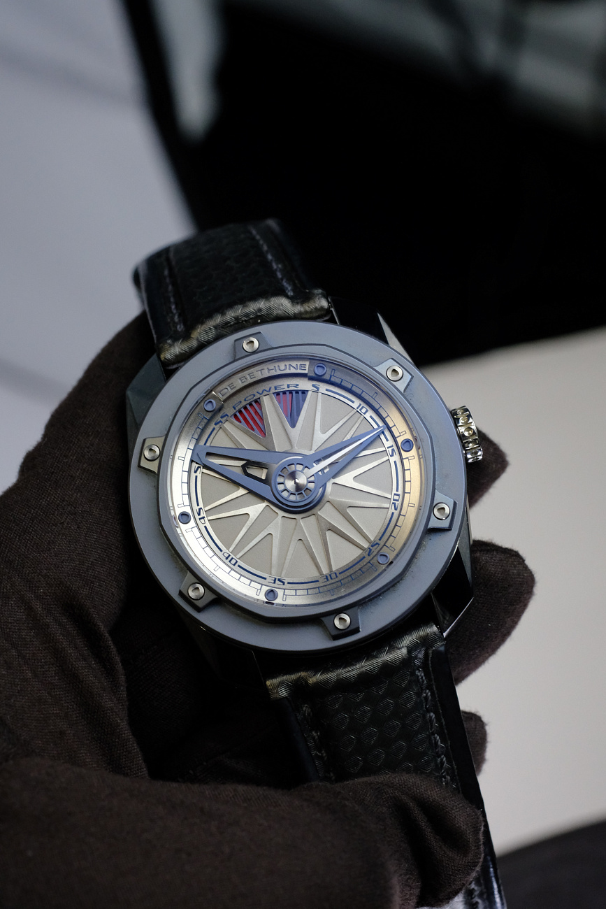 De Bethune в наличии в Москве в &quot;Мануфактуре&quot;! 