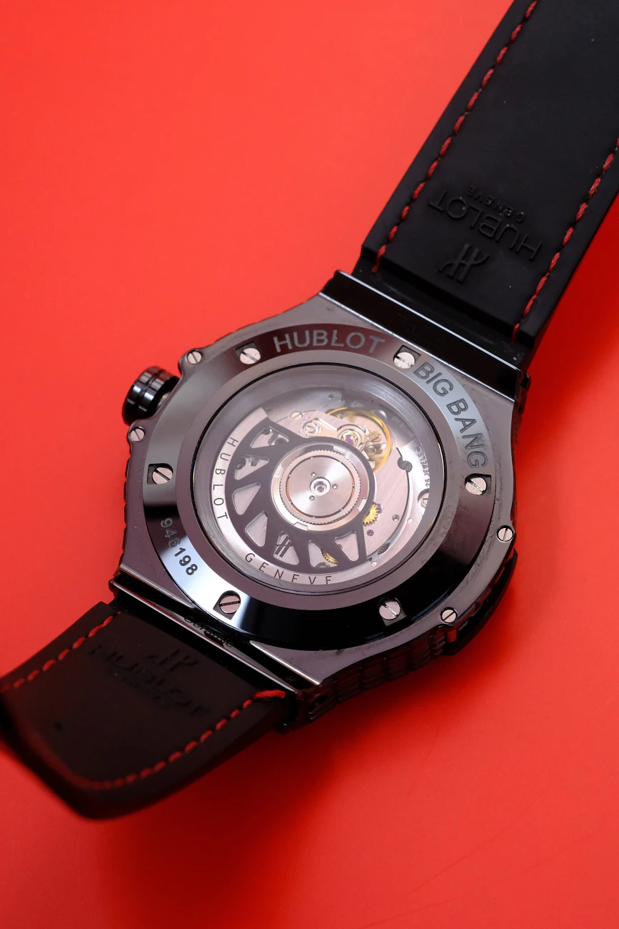 Часы Hublot  Hublot Big Bang Tutti Frutti Red Caviar  346.CD.1800.LR.1913