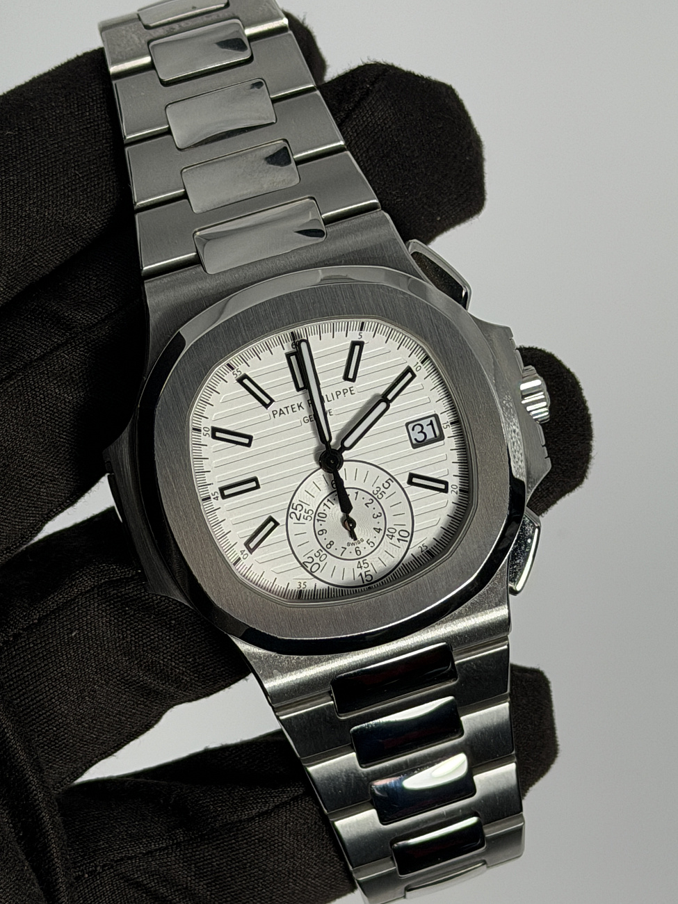 Часы Patek Philippe  Nautilus Steel White Dial  5980/1A-019