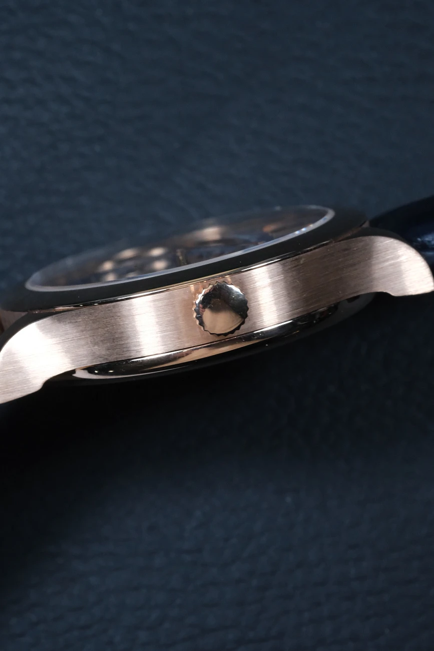 Часы Van Cleef &amp; Arpels  Midnight In Moscow Rose Gold  VCARF80700 