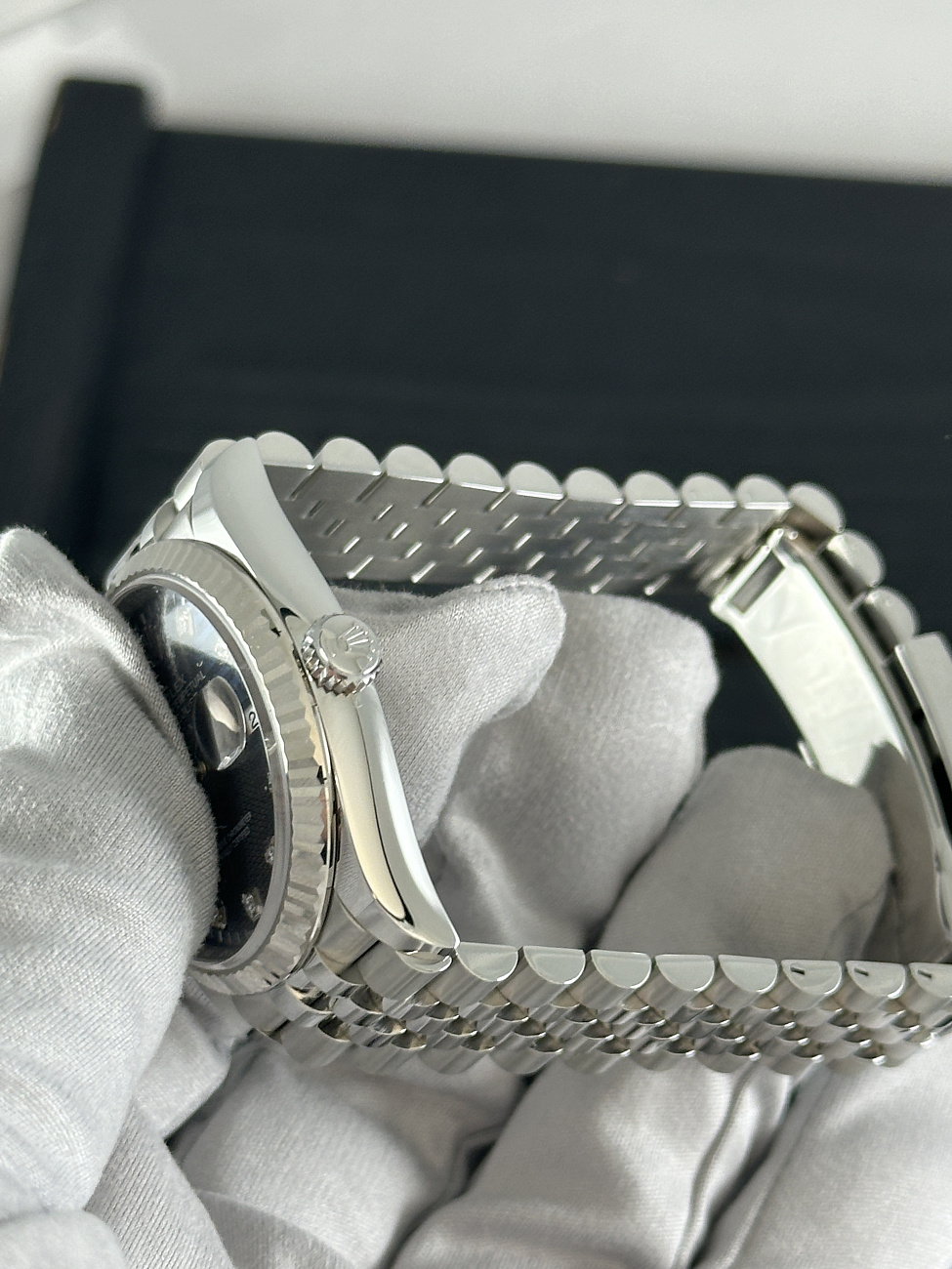 Часы Rolex  Datejust 36Mm Steel & White Gold Blue Fluted Motif Dial Diamonds  126234