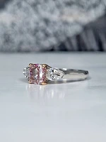 Украшение GIA  Кольцо с бриллиантом 1,50 ct. Light Pink/VS2   