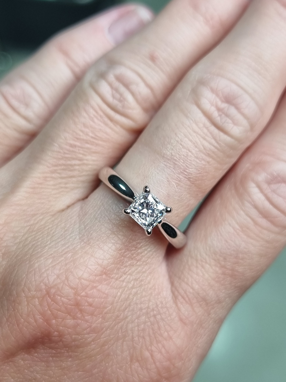 Украшение NO NAME  Кольцо С Бриллиантом 1,01 Ct. F/If   