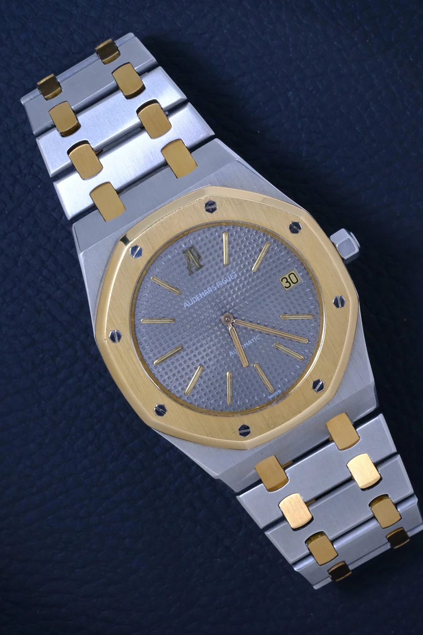 Часы Audemars Piguet  Royal Oak Jumbo Steel &amp; Yellow Gold  5402SA