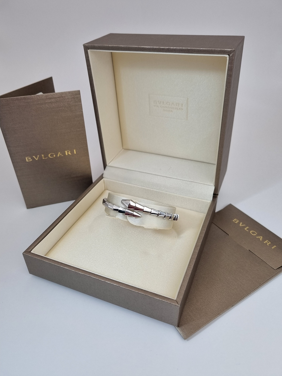 Украшение Bvlgari  Serpenti Viper Bracelet Wg  359404 