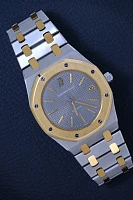 Часы Audemars Piguet  Royal Oak Jumbo Steel &amp; Yellow Gold  5402SA