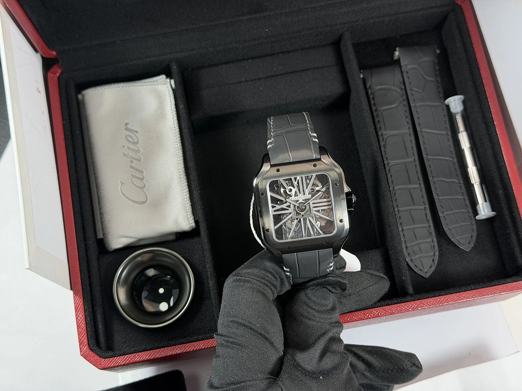 Часы Cartier  Santos De Cartier Skeleton Black ADLC Manufacture mechanical movement  WHSA0009