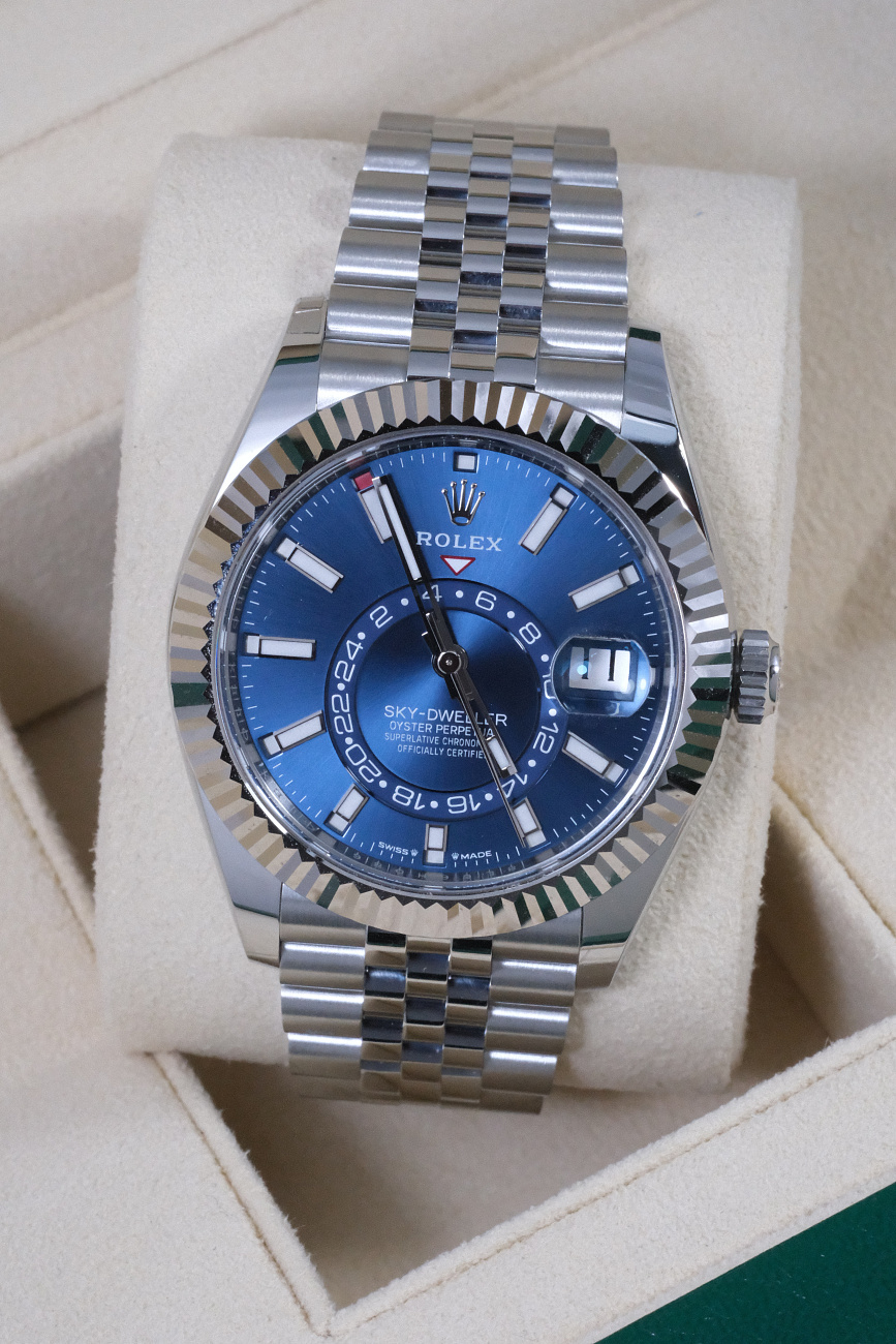 Часы Rolex  Oyster Perpetual Sky-Dweller Blue Dial  336934