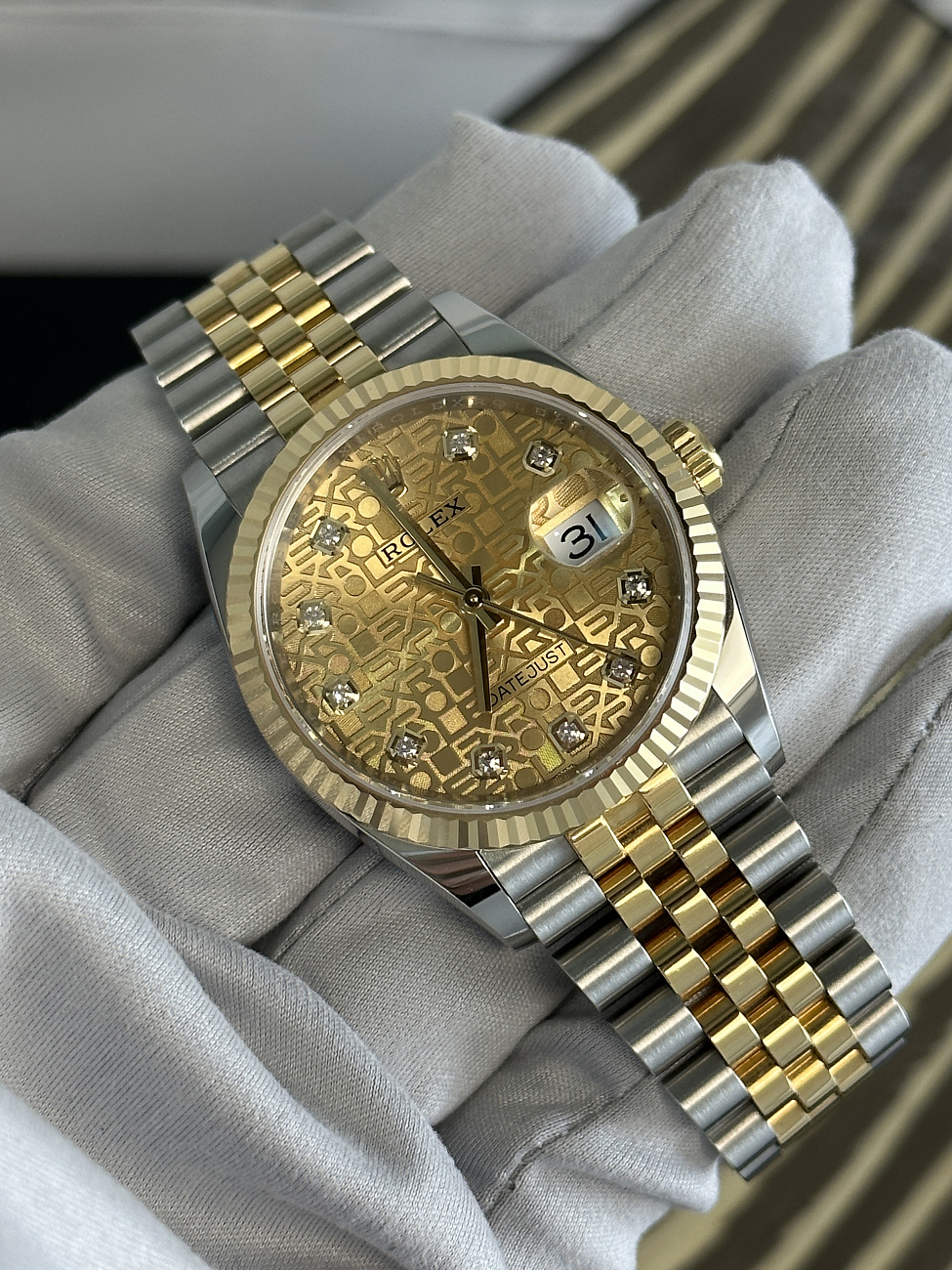 Часы Rolex  Datejust 36Mm Steel & Yellow Gold Pattern Motif  126233