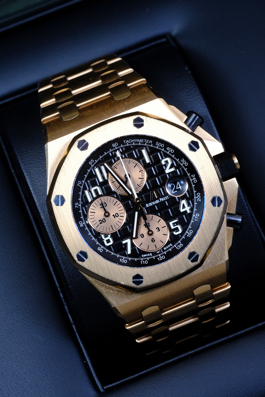 Часы Audemars Piguet  Royal Oak Offshore Chronograph 42Mm Rose Gold Black Dial  26470OR.OO.1000OR.03