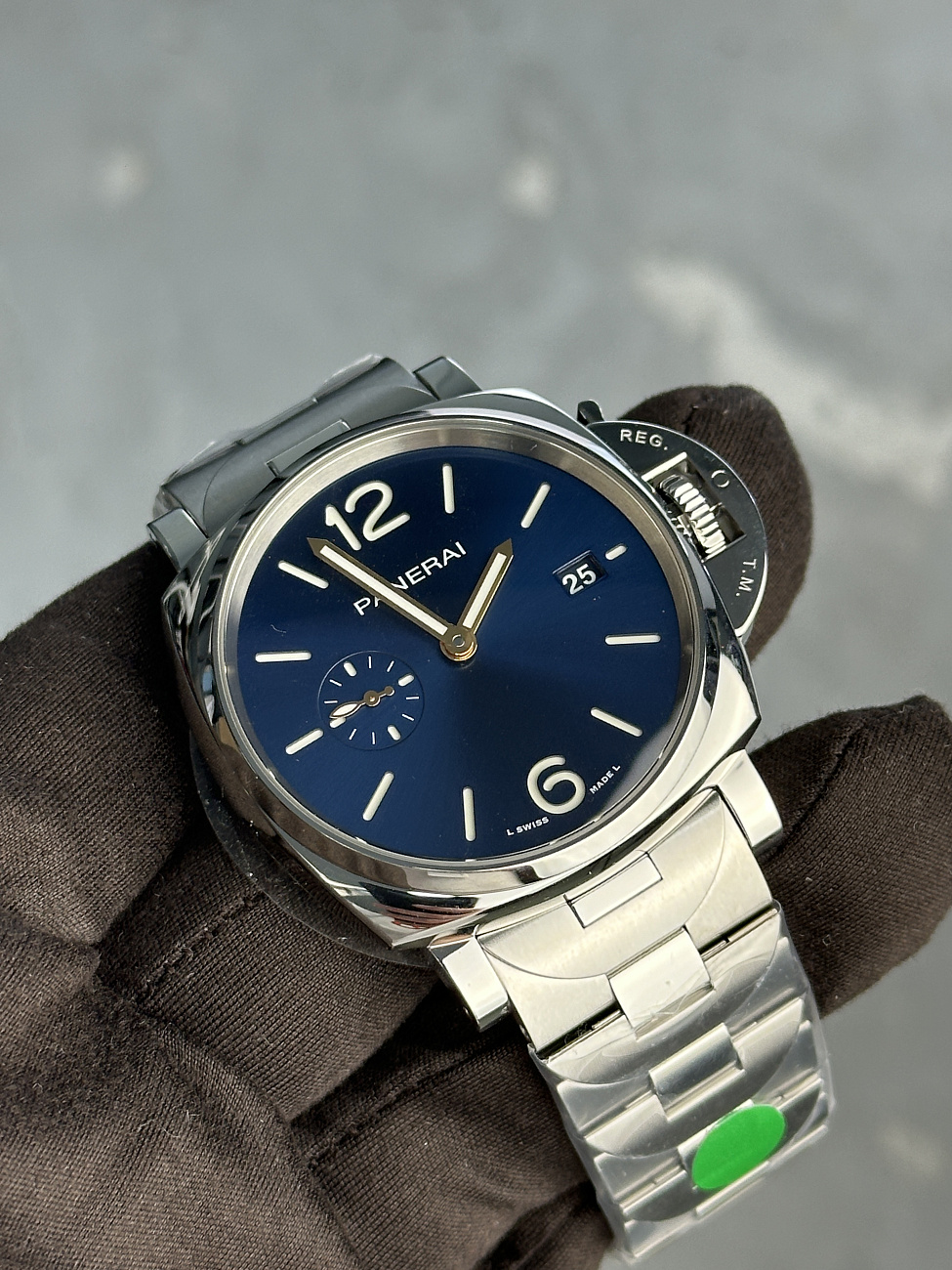 Часы Panerai  Luminor Due 42Mm  PAM01124