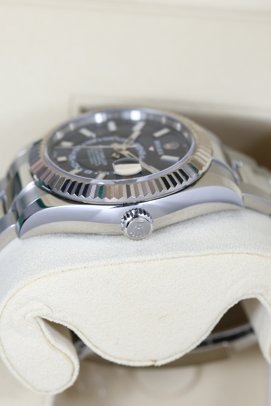 Часы Rolex  Sky-Dweller Steel Blue Dial  326934