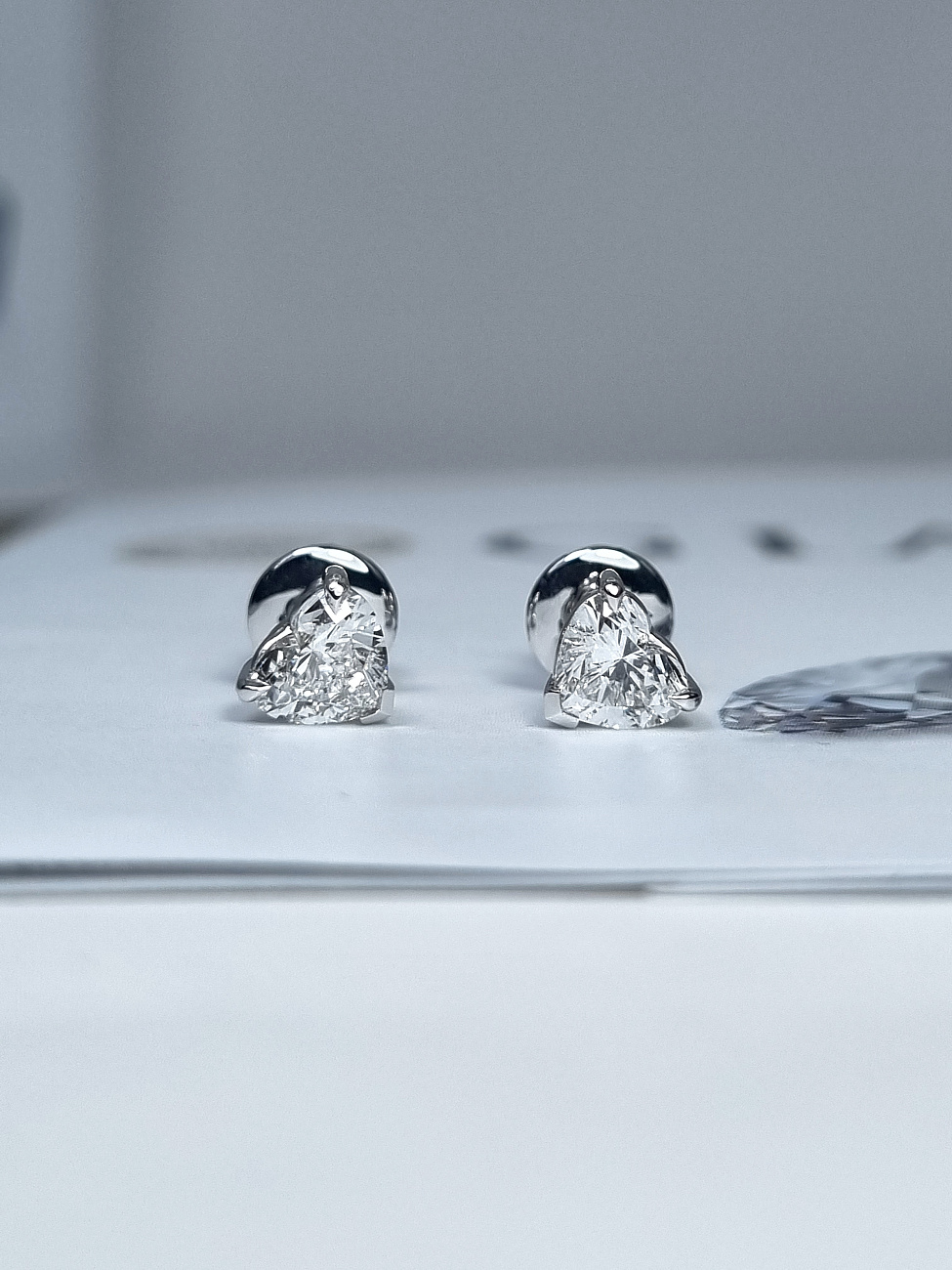 Украшение NO NAME  Серьги 0,54/0,56 Ct. &quot;Heart&quot; D/Vs+   