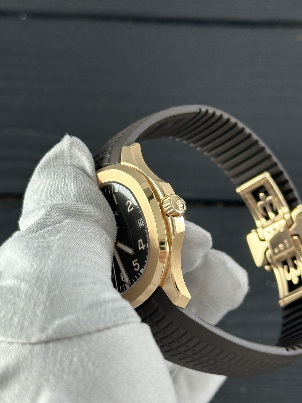 Часы Patek Philippe  -Aquanaut Rose Gold  5167R-001