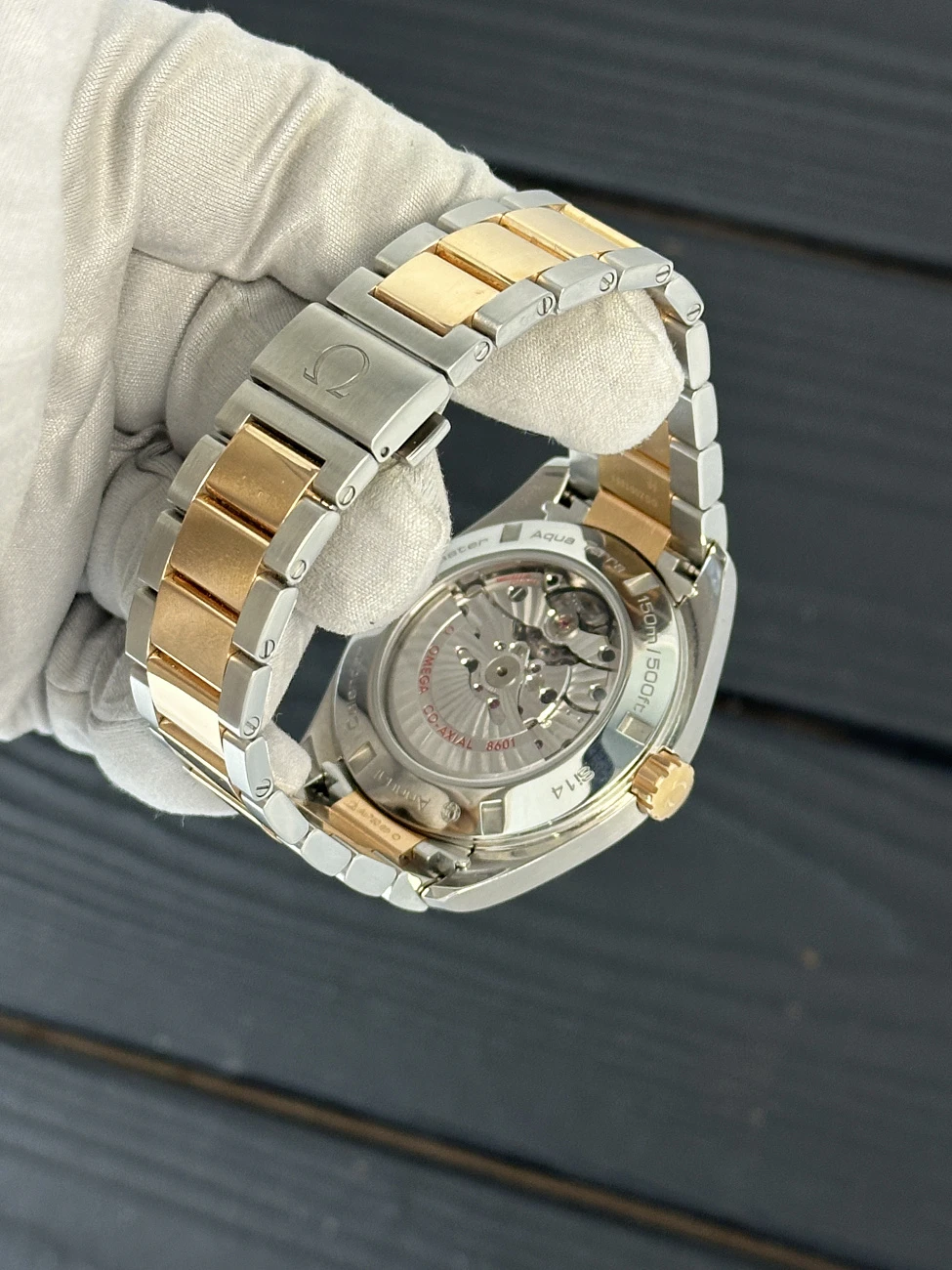 Часы Omega  Seamaster Aqua Terra 43Mm Steel &amp; Rose Gold  231.20.43.22.06.002