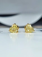 Украшение GIA  Серьги 1,01/1,02 ct. Fancy Yellow/VVS1-VS2 Heart Diamonds   