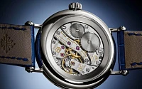 Заказать Patek Philippe  Complications  7121/200G-001