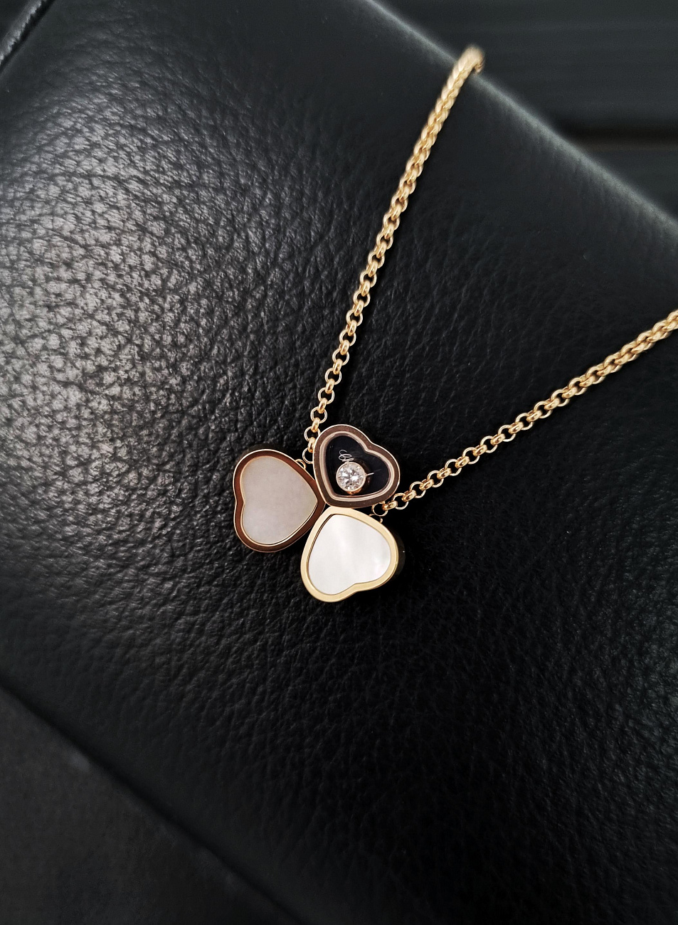 Украшение Chopard  Колье Happy Hearts Wings  81A083-5311 