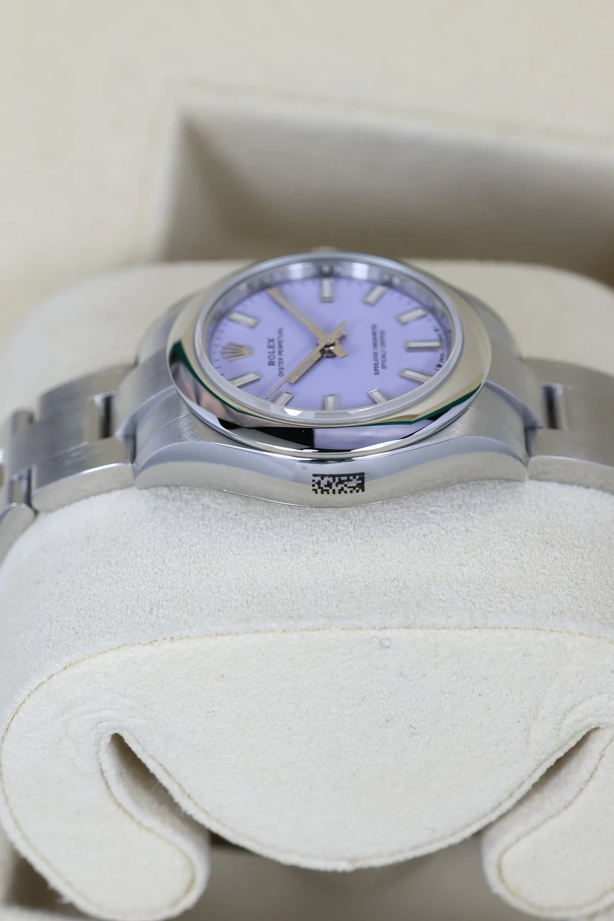 Часы Rolex  Oyster 28mm Lavender Dial  276200-0008