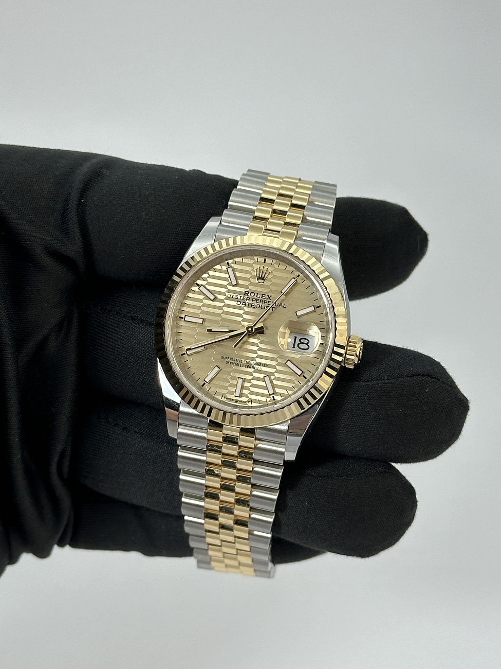 Часы Rolex  Datejust 36Mm Steel & Yellow Gold Fluted Motif  126233