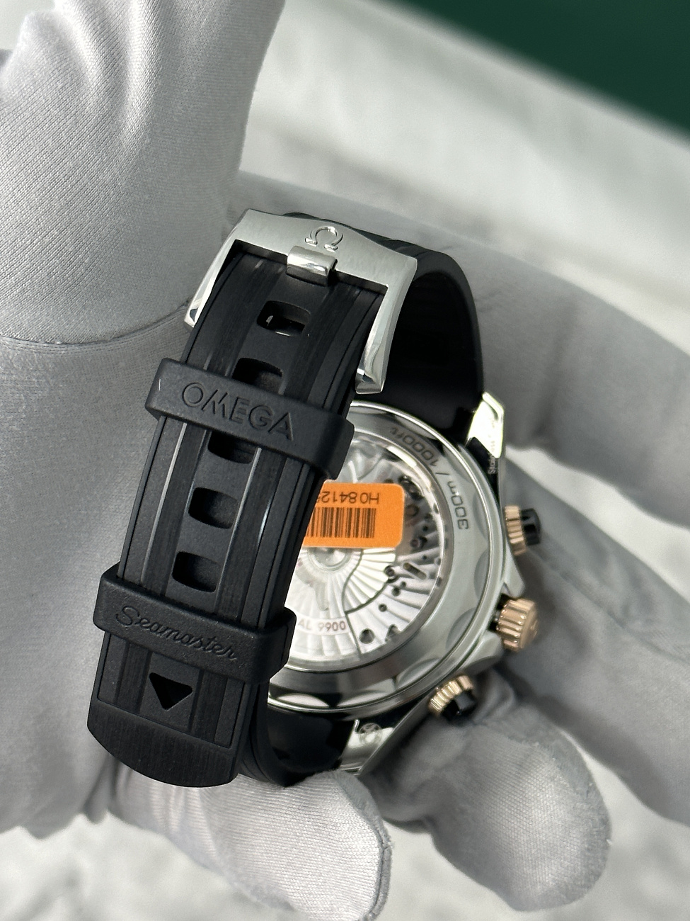 Часы Omega  Seamaster Diver 300M Co‑Axial Master Chronometer Chronograph 44 Mm  210.22.44.51.01.001