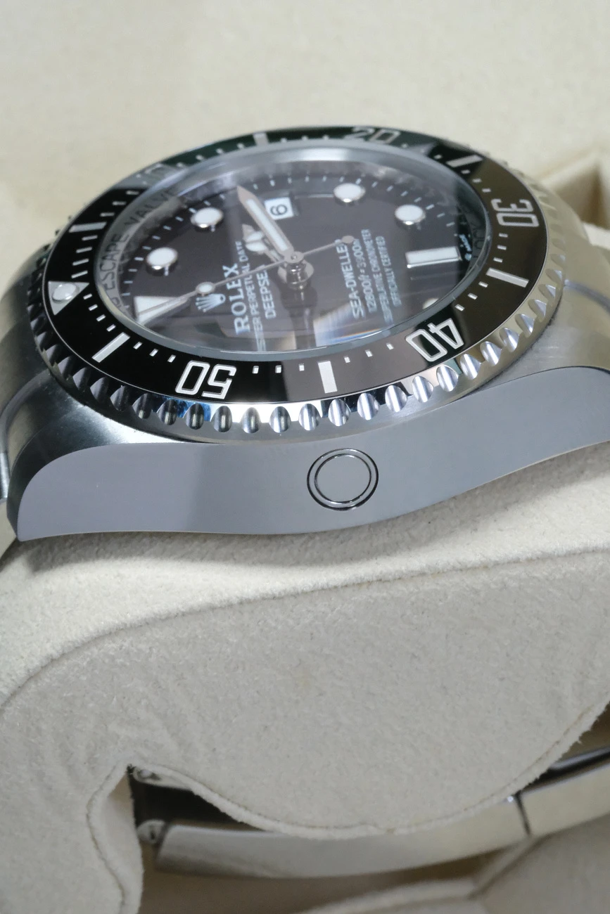 Часы Rolex  Deepsea 44Mm Steel  136660-0004