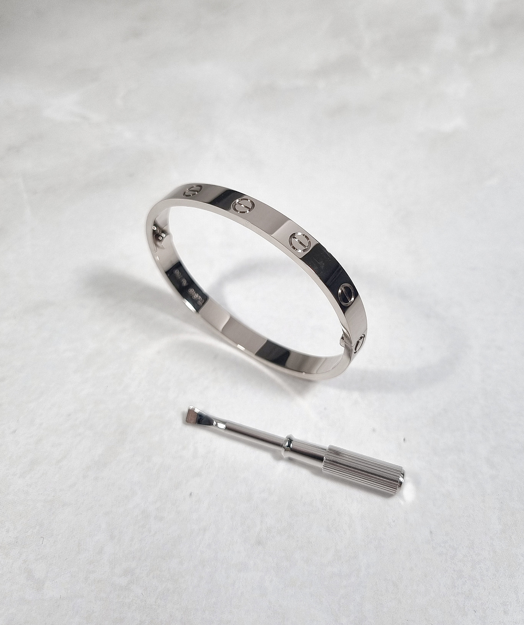 Украшение Cartier  Браслет Love Bracelet B6067617  B6067617 