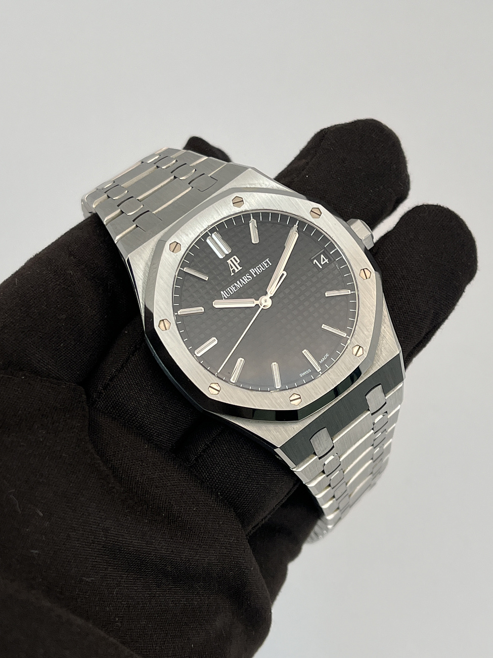 Audemars Piguet в наличии в Москве в &quot;Мануфактуре&quot;! 