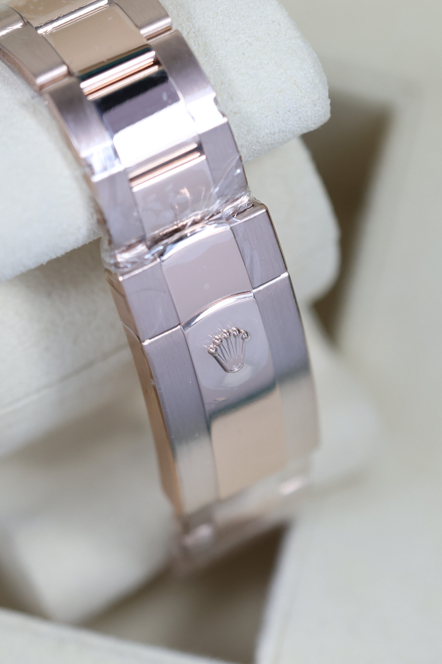 Часы Rolex  Sky-Dweller Everose Gold Chocolate Brown Dial   336935