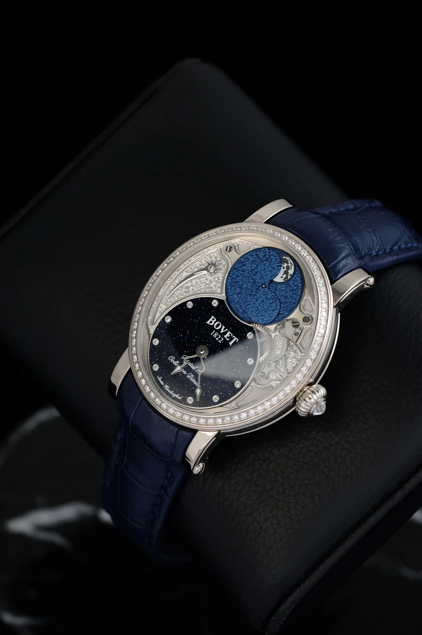 Часы Bovet  Dimier Recital 11 Miss Alexandra  R110014-SD1
