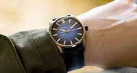 Заказать H. Moser &amp; Cie  H. Moser &amp; Cie Pioneer Centre Seconds  3200-0903