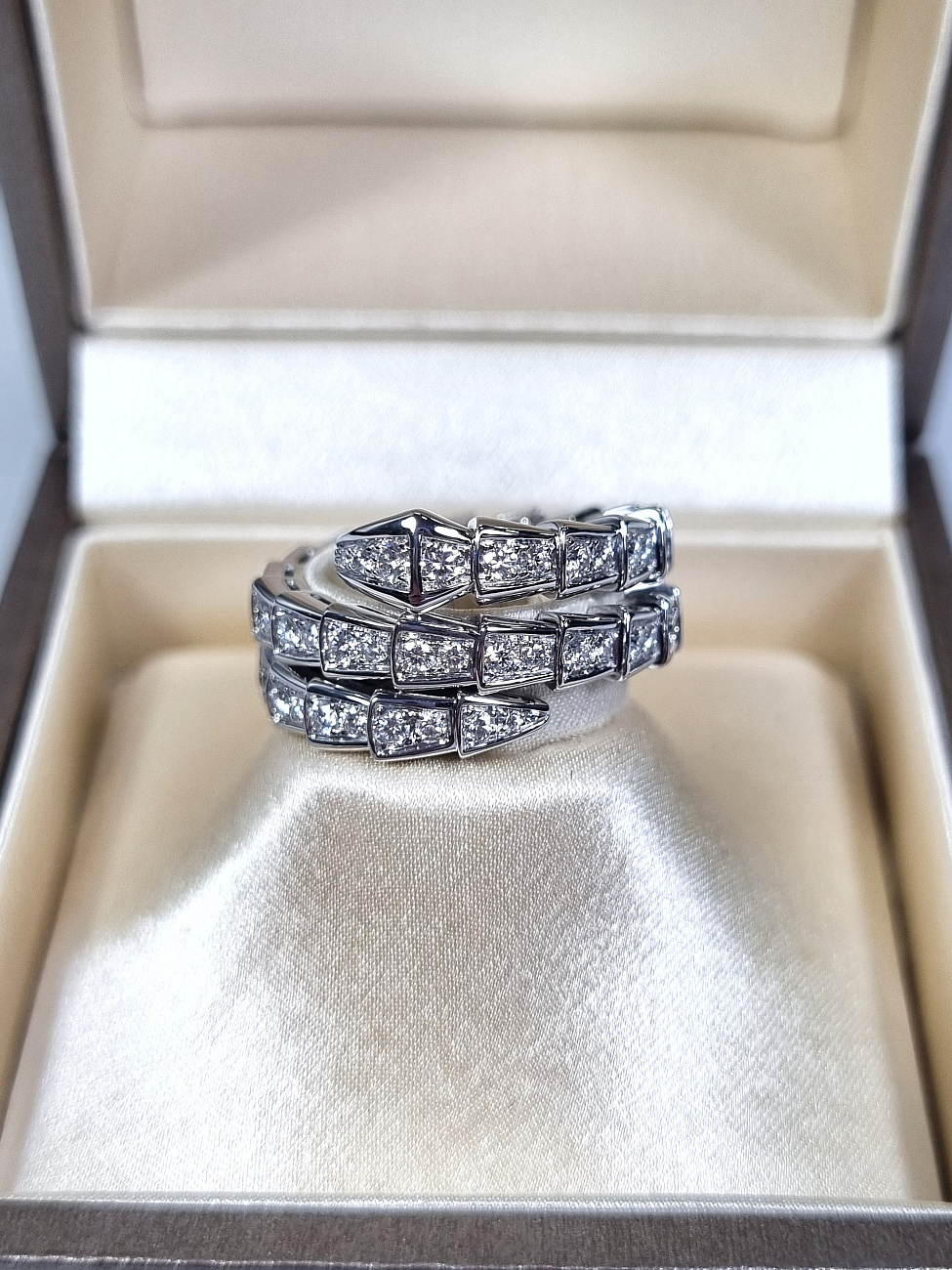 Украшение Bvlgari  Serpenti Viper Ring  357259 