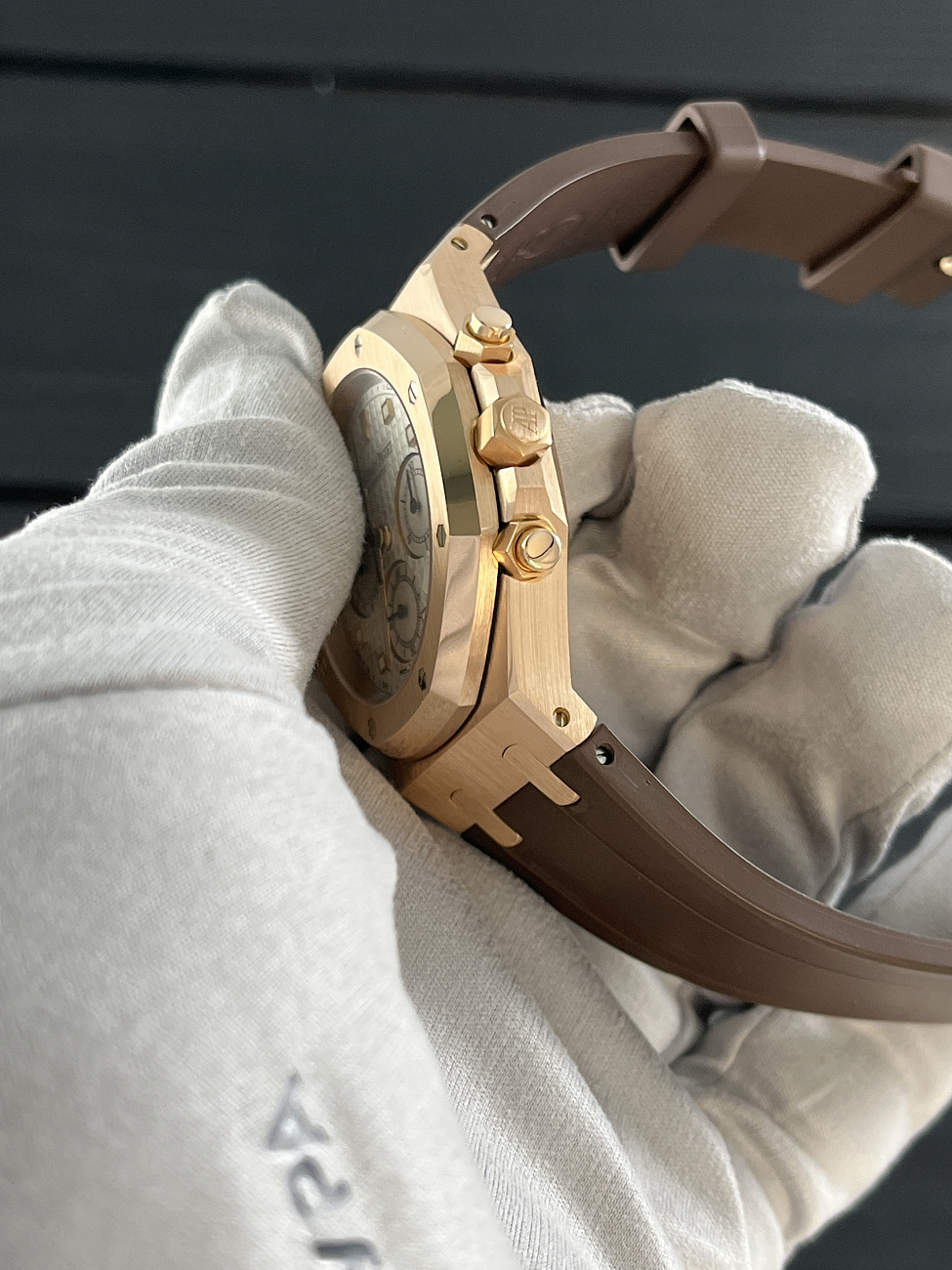 Часы Audemars Piguet  Chronograph 39 Mm Rose Gold  260220R.00.D088CR.01