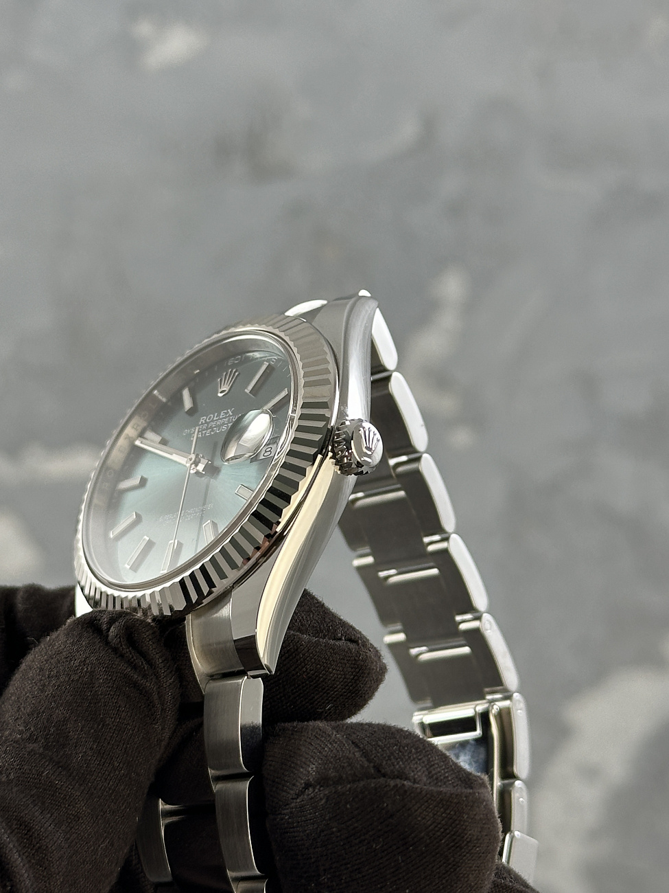 Часы Rolex  - Datejust 41Mm Steel & White Gold Mint Green Dial  126334