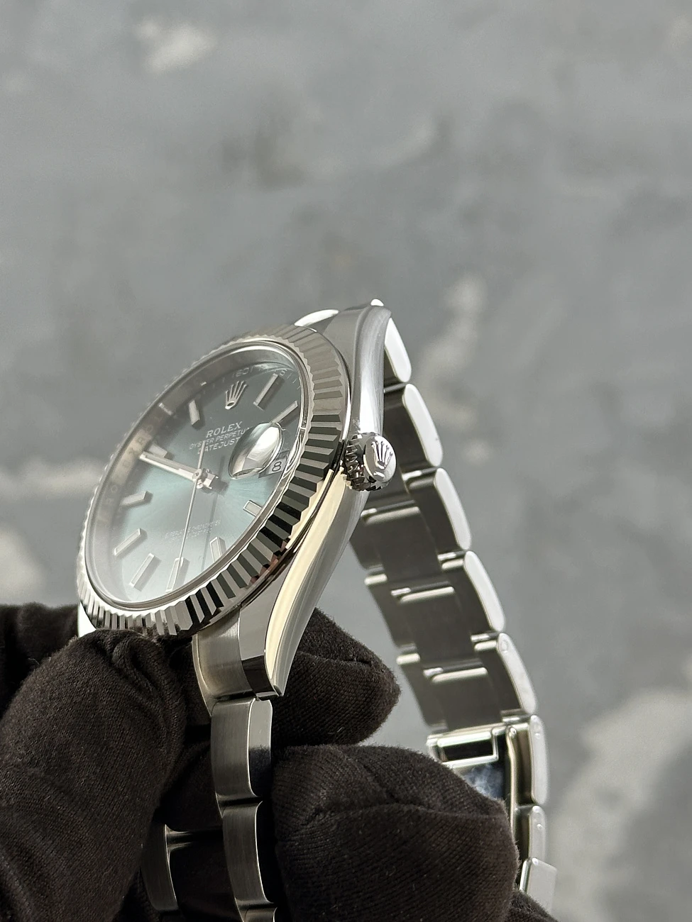 Часы Rolex  - Datejust 41Mm Steel &amp; White Gold Mint Green Dial  126334