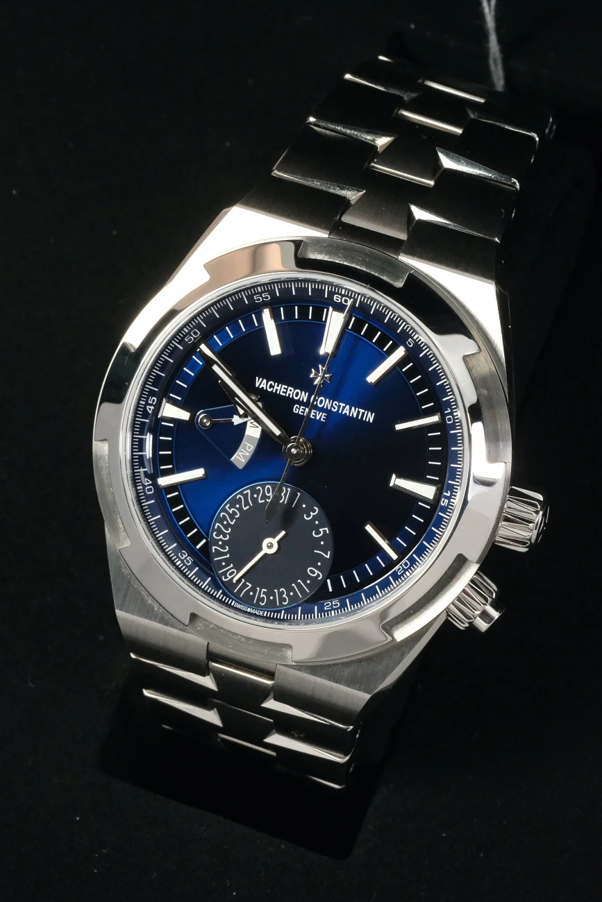 Часы Vacheron Constantin  Overseas Dual Time Blue Dial  7920V/210A-B334