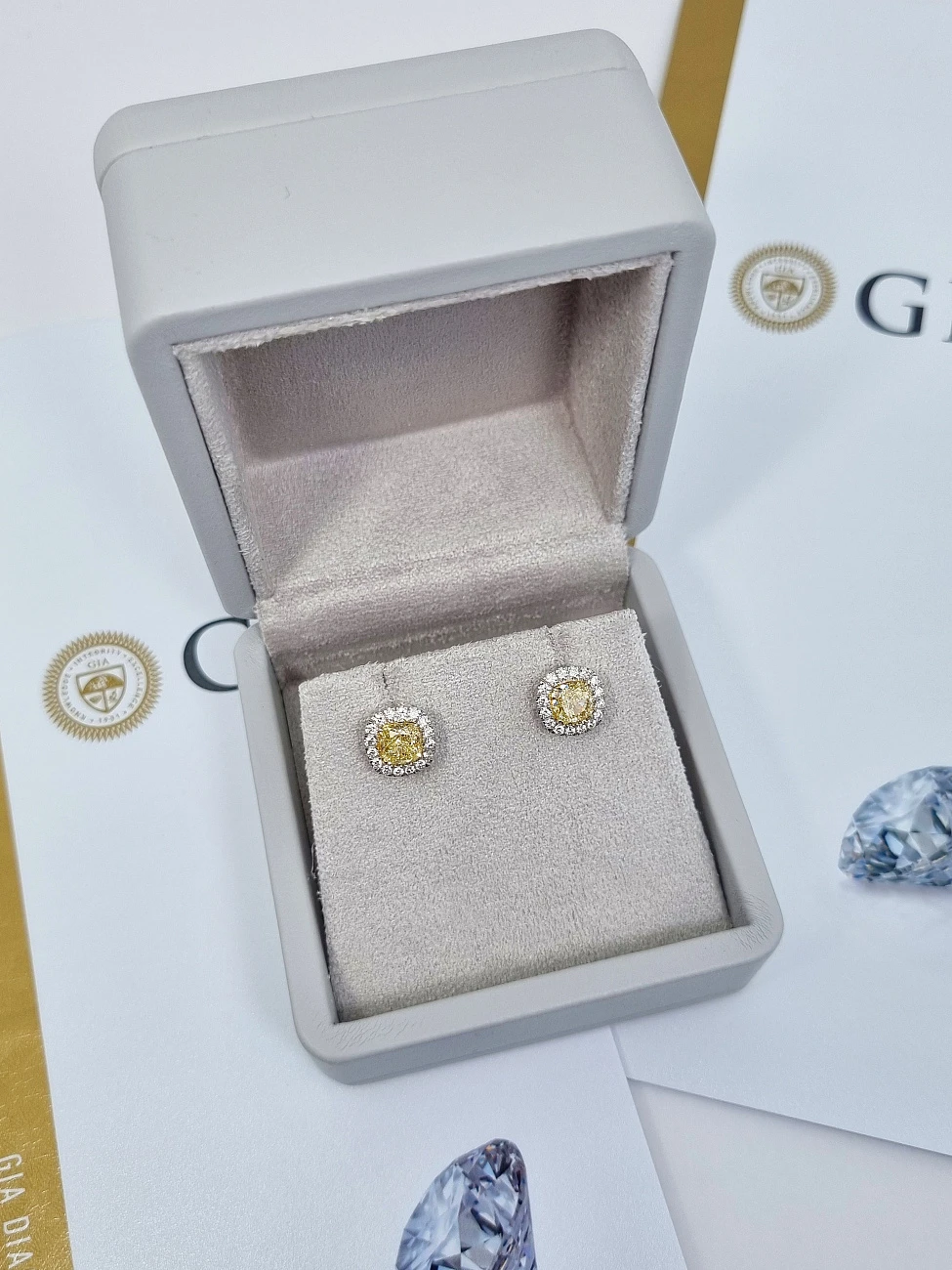 Украшение GIA  Серьги 1,00/1,02 Ct. W To X   