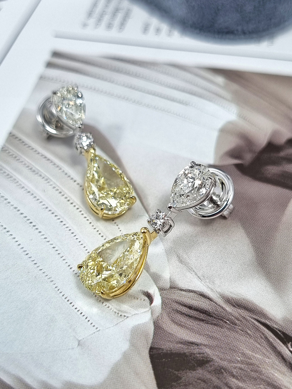 Украшение GIA  Серьги с бриллиантами 3,02/3,02 ct. W to X/VVS2-VS2   