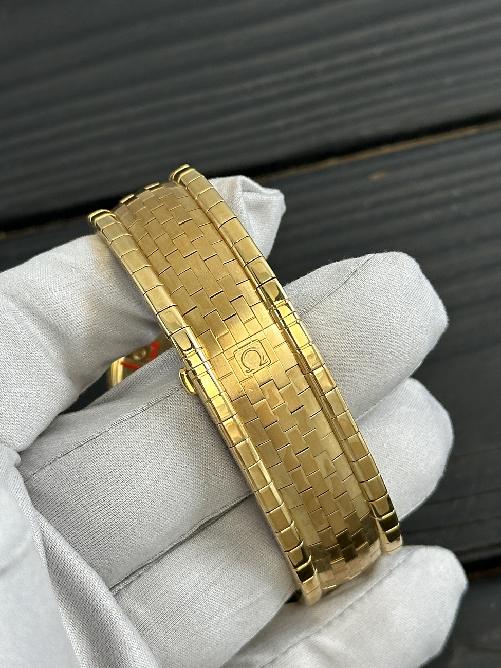 Часы Omega  De Ville Chronometer Yellow Gold  41313100