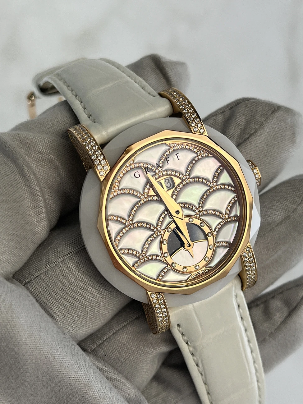 Часы Graff  Star Collection Icon Automatic 38Mm  GSA38WCPGW