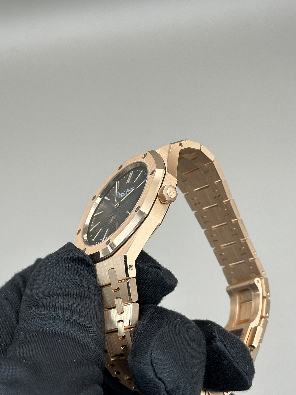 Часы Audemars Piguet  Royal Oak &quot;Jumbo&quot; Rose Gold Extra-Thin &quot;50Th Anniversary&quot; Юбилейные  16202ST.OO.1240ST.01