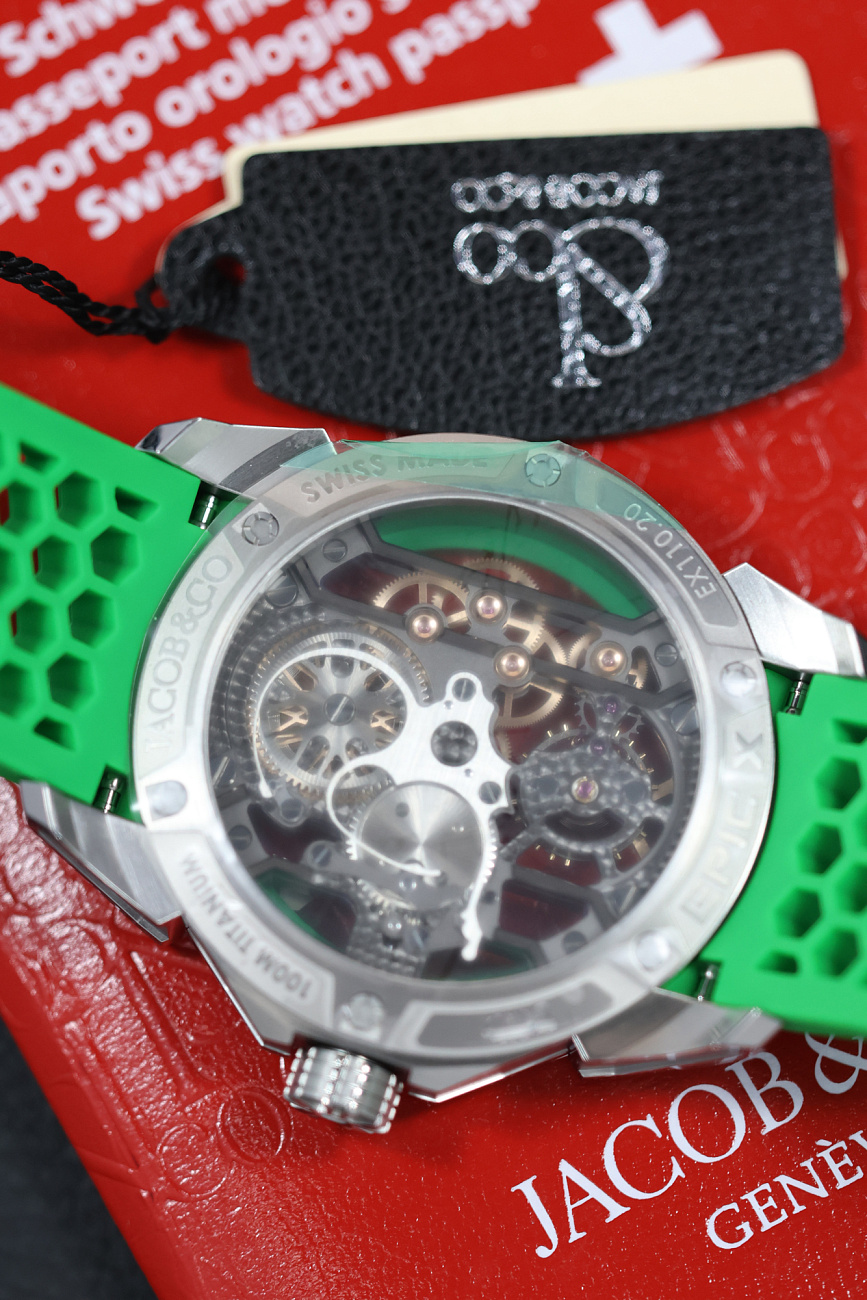 Часы Jacob &amp; Co  Epic X Skeleton Titanium Green  EX110.20.AA.AC.A