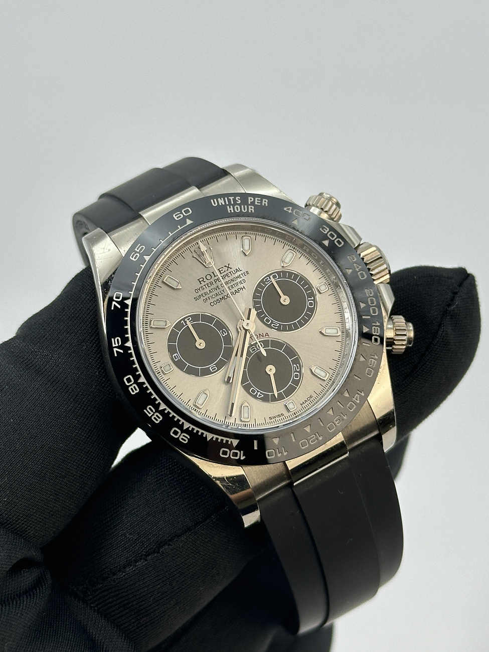 Часы Rolex  Oyster Perpetual Cosmograph Daytona White Gold 2022  116519LN