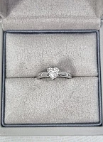 Украшение GIA  Кольцо С Бриллиантом 1,01 Ct. H/Vs2   