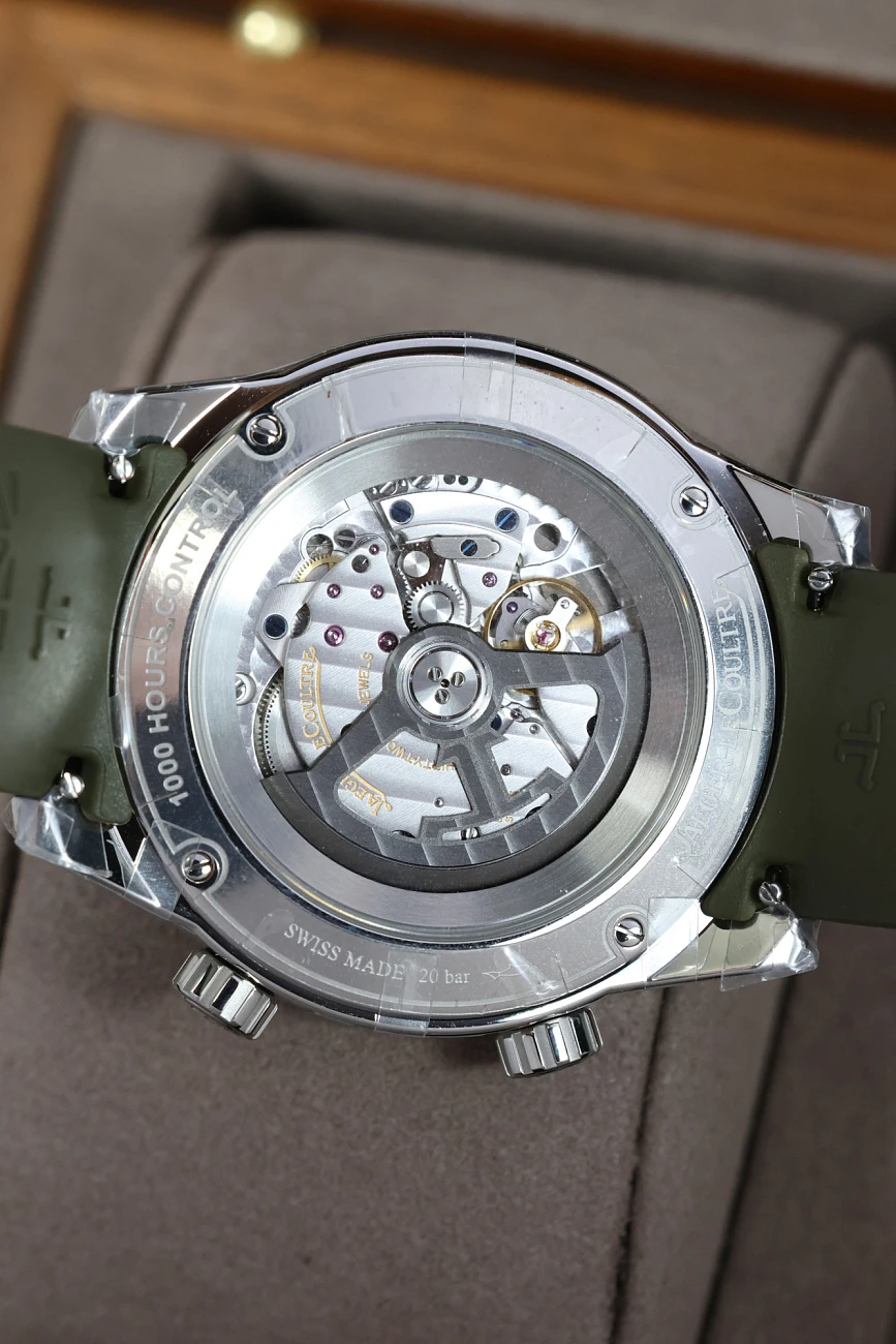 Часы Jaeger-LeCoultre  Polaris Date Olive  Q906863J