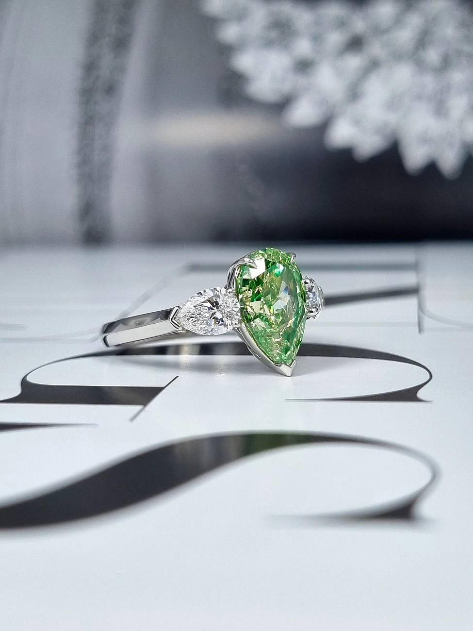 Украшение GIA  Кольцо с бриллиантом 3,21 ct. FLGY/VS2   