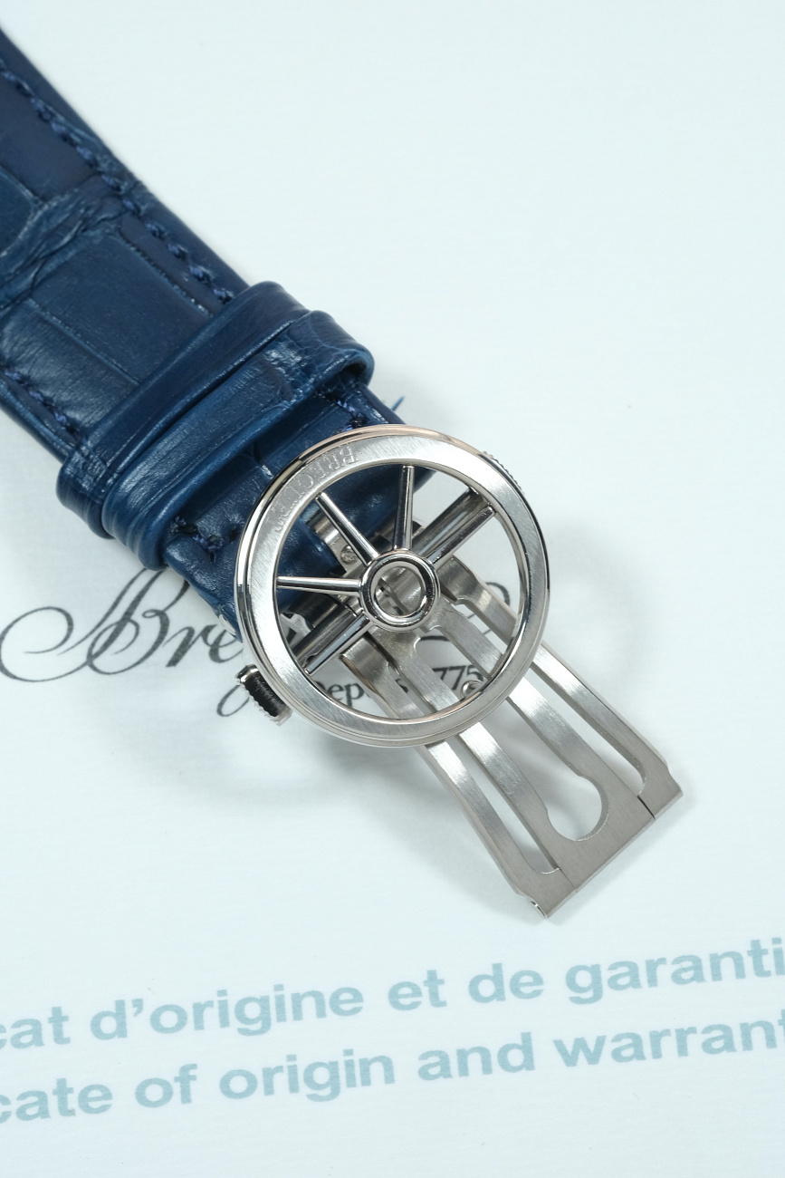 Часы Breguet  Marine Chronograph White Gold Blue Dial  5527BB/Y2/9WV