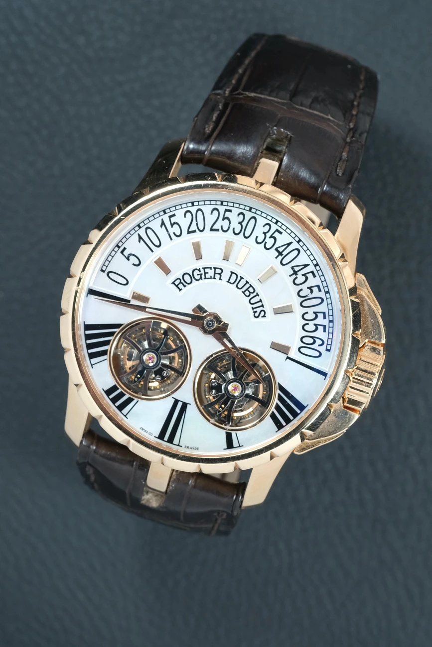Часы Roger Dubuis  Excalibur Double Tourbillon Rose Gold Mother Of Pearl Dial  EX45 01 5 N1.67A